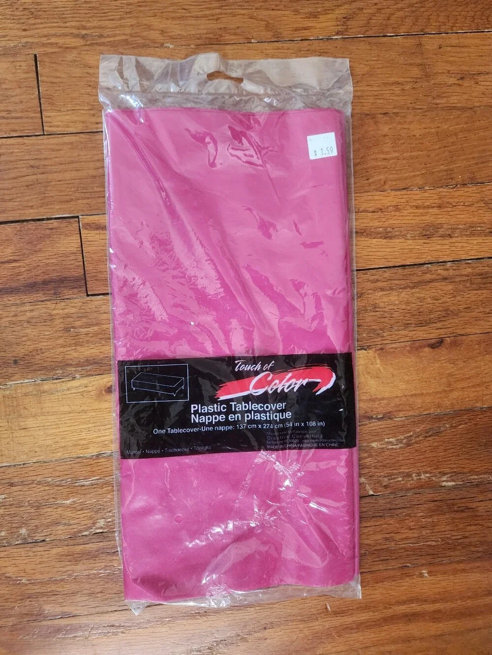 🎉 NWT: Throw Away Table Covers